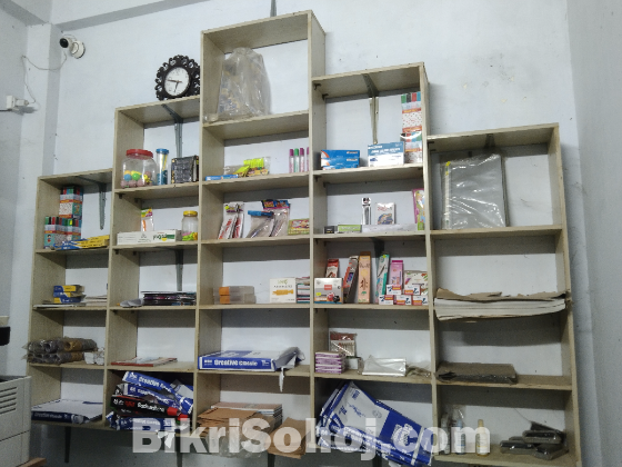 Counter Table with Wall racks